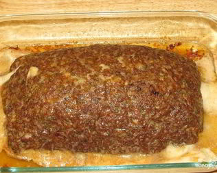 Мясной рулет с сыром