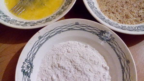 мясные рулетики с сыром и чесноком