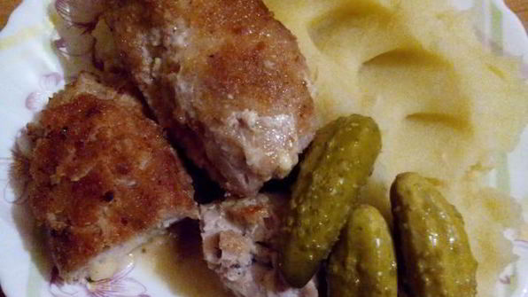 мясные рулетики с сыром и чесноком