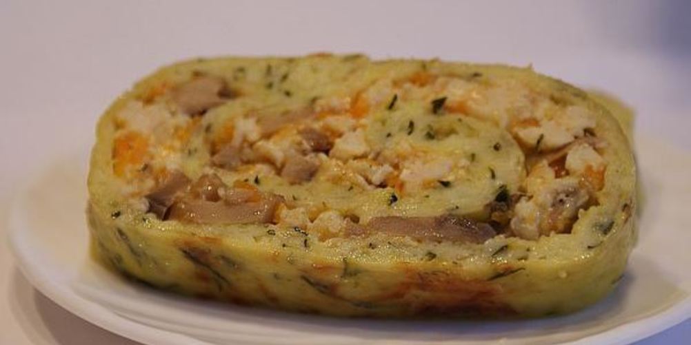 Рецепт рулета из кабачка с курицей и грибами