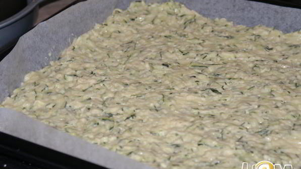 рулет из кабачка с курицей и грибами