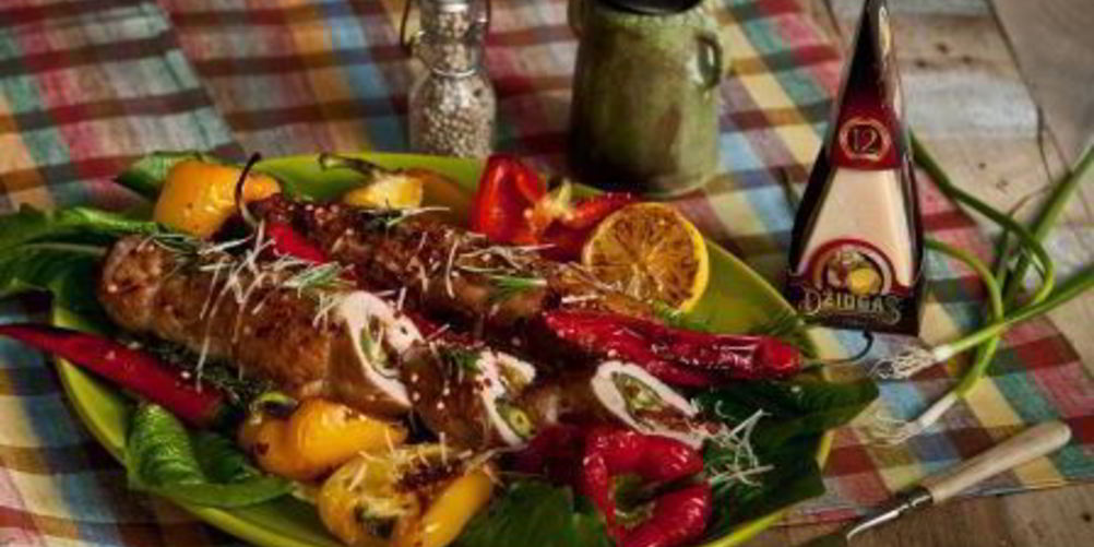 Рецепт рулета из свинины с сыром и шпинатом