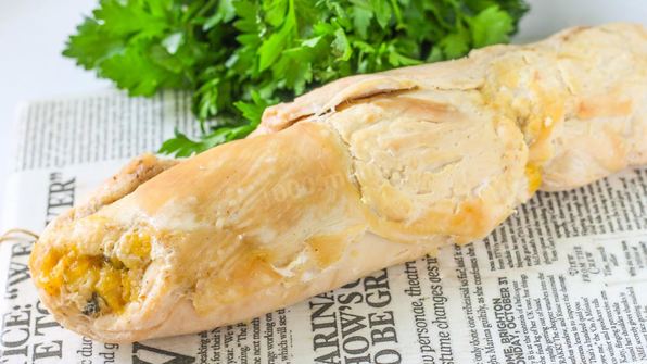 рулет куриный с сыром в духовке
