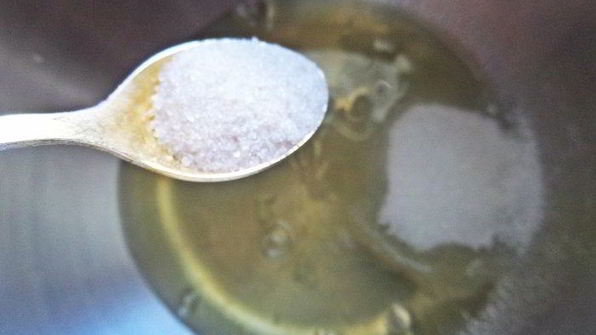 рулет с творогом и черникой