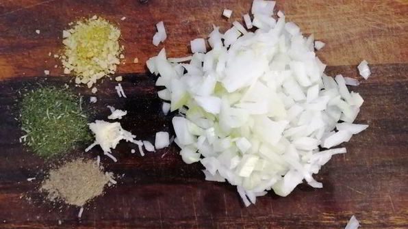 рулетики из щуки и тунца