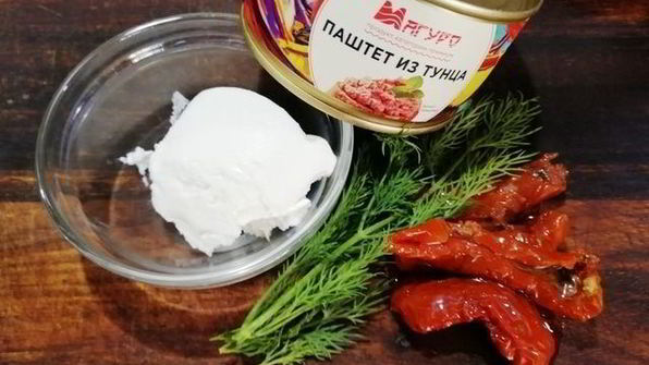 рулетики из щуки и тунца