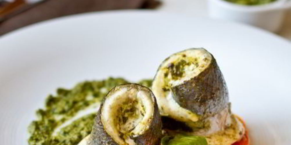 Рецепт рулетиков из сибаса с песто