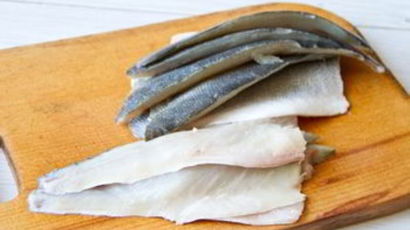 рулетики из сибаса с песто