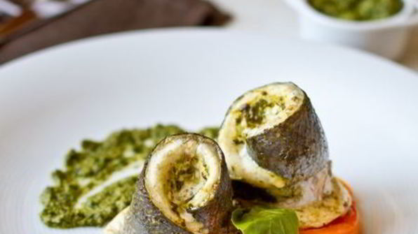 рулетики из сибаса с песто