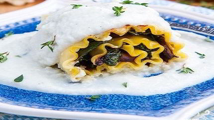 Рулетики с грибами и сыром