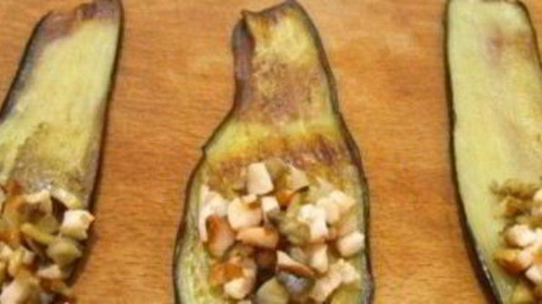 рулеты с грибами из баклажанов