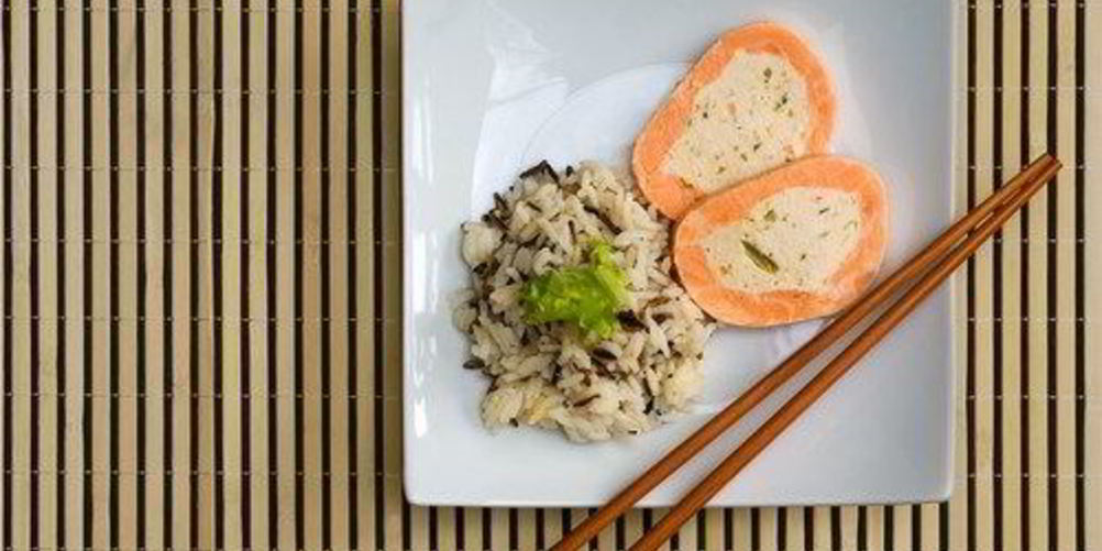 Рецепт рыбного рулета с яйцом и зеленью