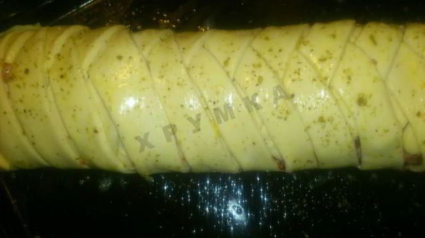 слоеные рулетики из теста с мясом и яйцом