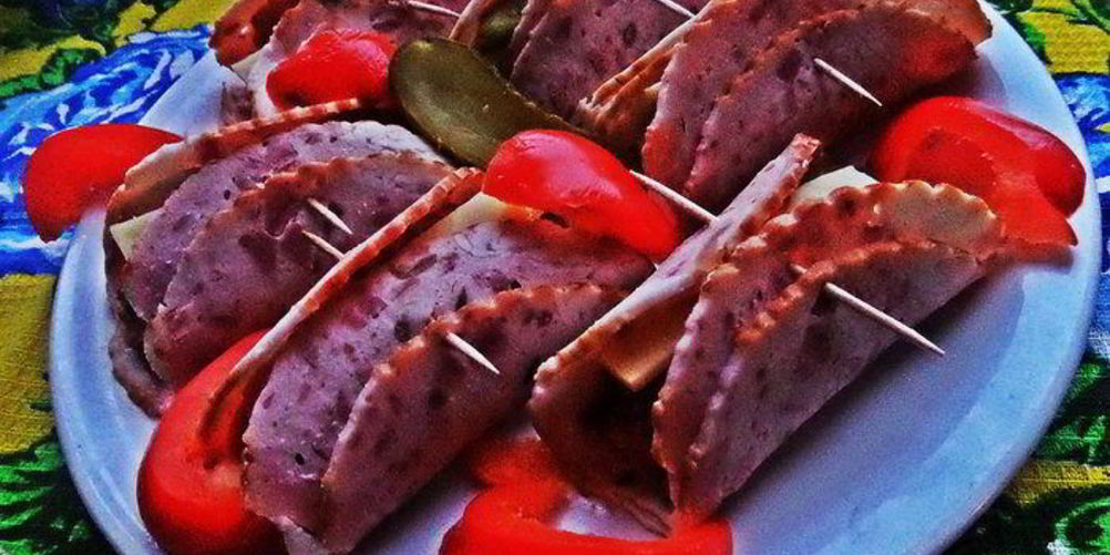 Рецепт закусочных рулетиков из ветчины и гречки