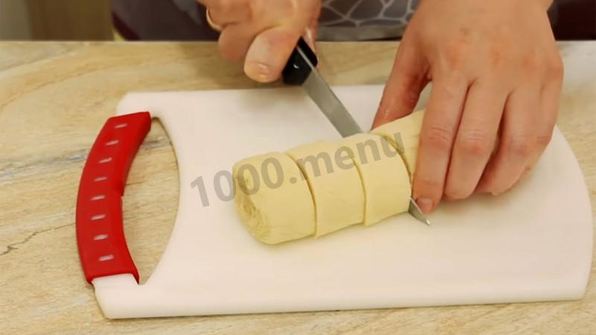 самса с фаршем из слоеного теста