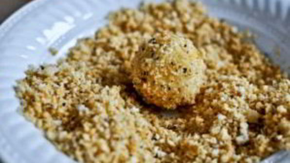 шарики из пюре в сырной панировке