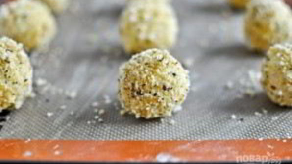 шарики из пюре в сырной панировке