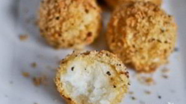 шарики из пюре в сырной панировке