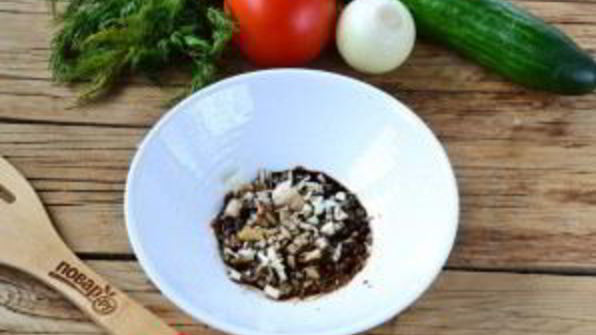 шаверма с пикантной курочкой и чесночным соусом