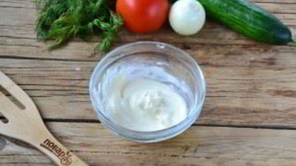 шаверма с пикантной курочкой и чесночным соусом