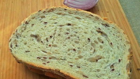 горячий сэндвич с лососем