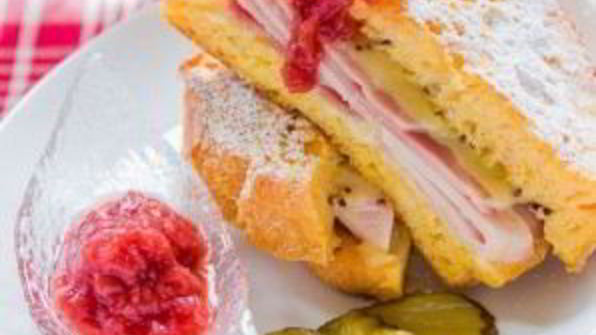 монте-кристо сэндвич с ветчиной