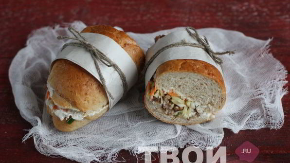 сэндвич с мясом и капустой