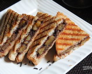 Сэндвич с Нутеллой и бананом