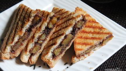 Сэндвич с Нутеллой и бананом