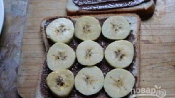 сэндвич с нутеллой и бананом