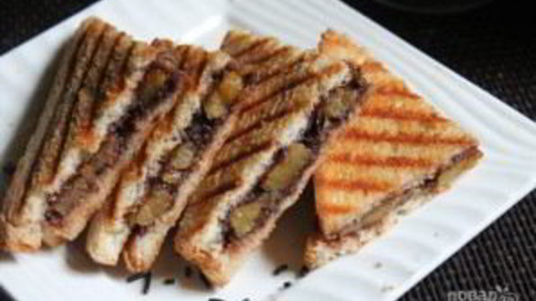 сэндвич с нутеллой и бананом