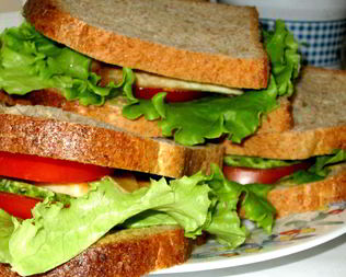 Сэндвичи с курицей и беконом