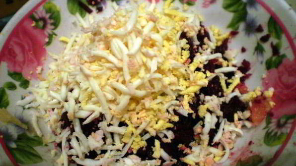 картофельные тарталетки с селедкой в мини шубке