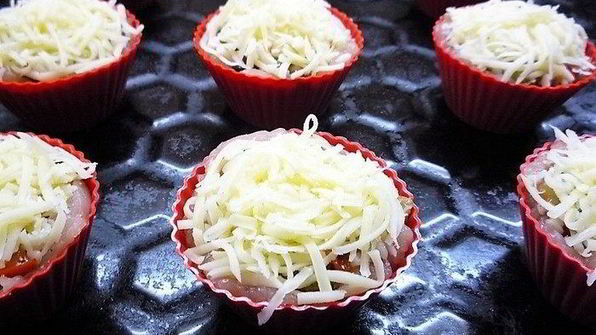 куриные тарталетки с рисом и овощами