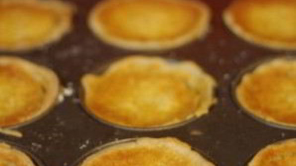 тарталетки с ананасом