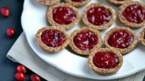 тарталетки с брусникой