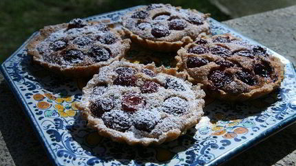 Тарталетки с черешней