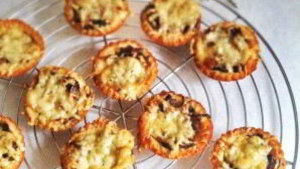 тарталетки с маринованными грибами