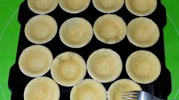 тарталетки с начинкой из крабовых палочек
