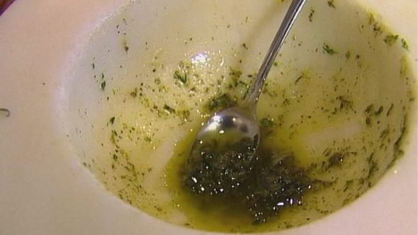 тарталетки с цукини, помидорами и сыром бри