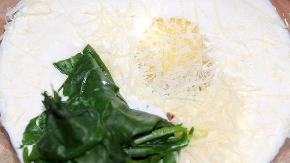 тарталетки с тыквой и фетой в сливочно-шпинатной заливке