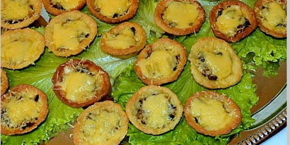 Рецепт творожных тарталеток с грибами и сыром