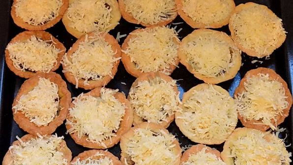 творожные тарталетки с грибами и сыром