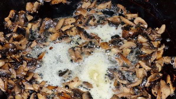 творожные тарталетки с грибами и сыром