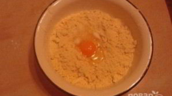 закрытые тарталетки с курицей и грибами