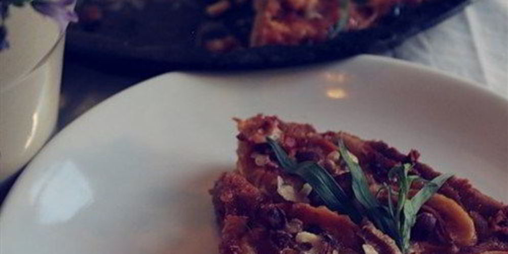 Рецепт абрикосового тарта с медом и орехами