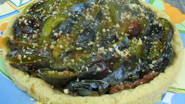 изысканный сливовый тарт