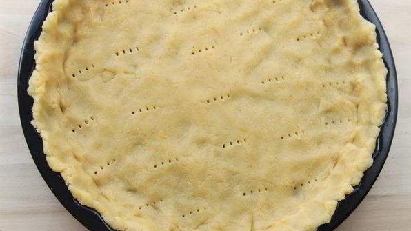 миндальный тарт с черной смородиной