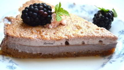 Шелковый тарт с ежевикой