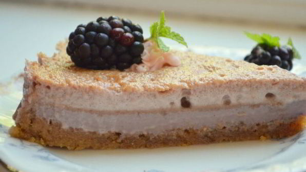 шелковый тарт с ежевикой